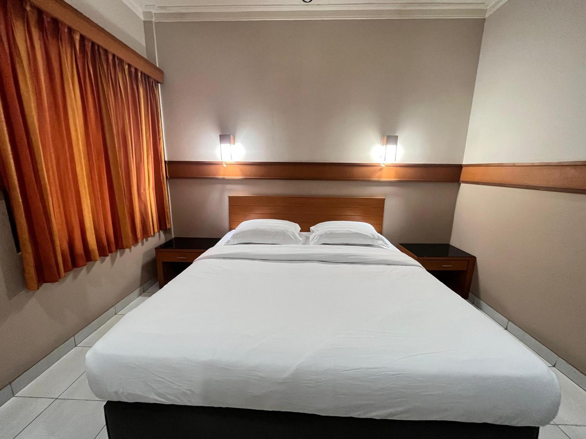 Hotel Caravan Tanah Abang Jakarta Exterior photo